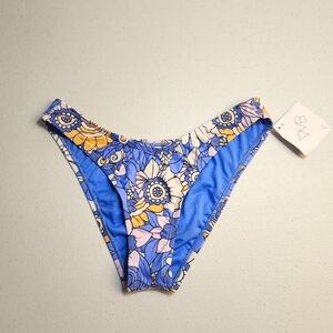 VYB Vicious Young Babes Groovy 70s Floral Print NWT Bikini Bottom Size Medium